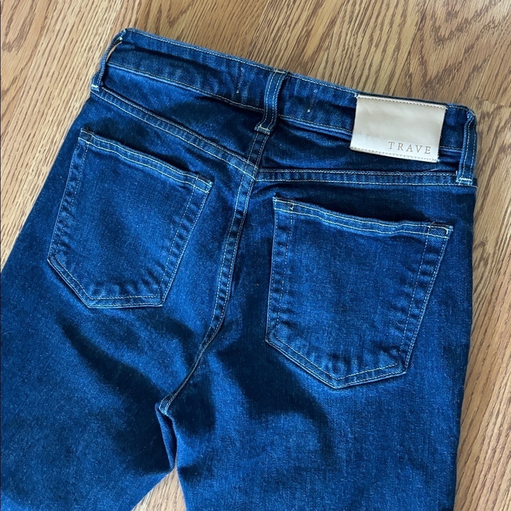 TRAVE Collette Kick Flare Jeans in No Excuses Wash Size 26 - Picture 7 of 10